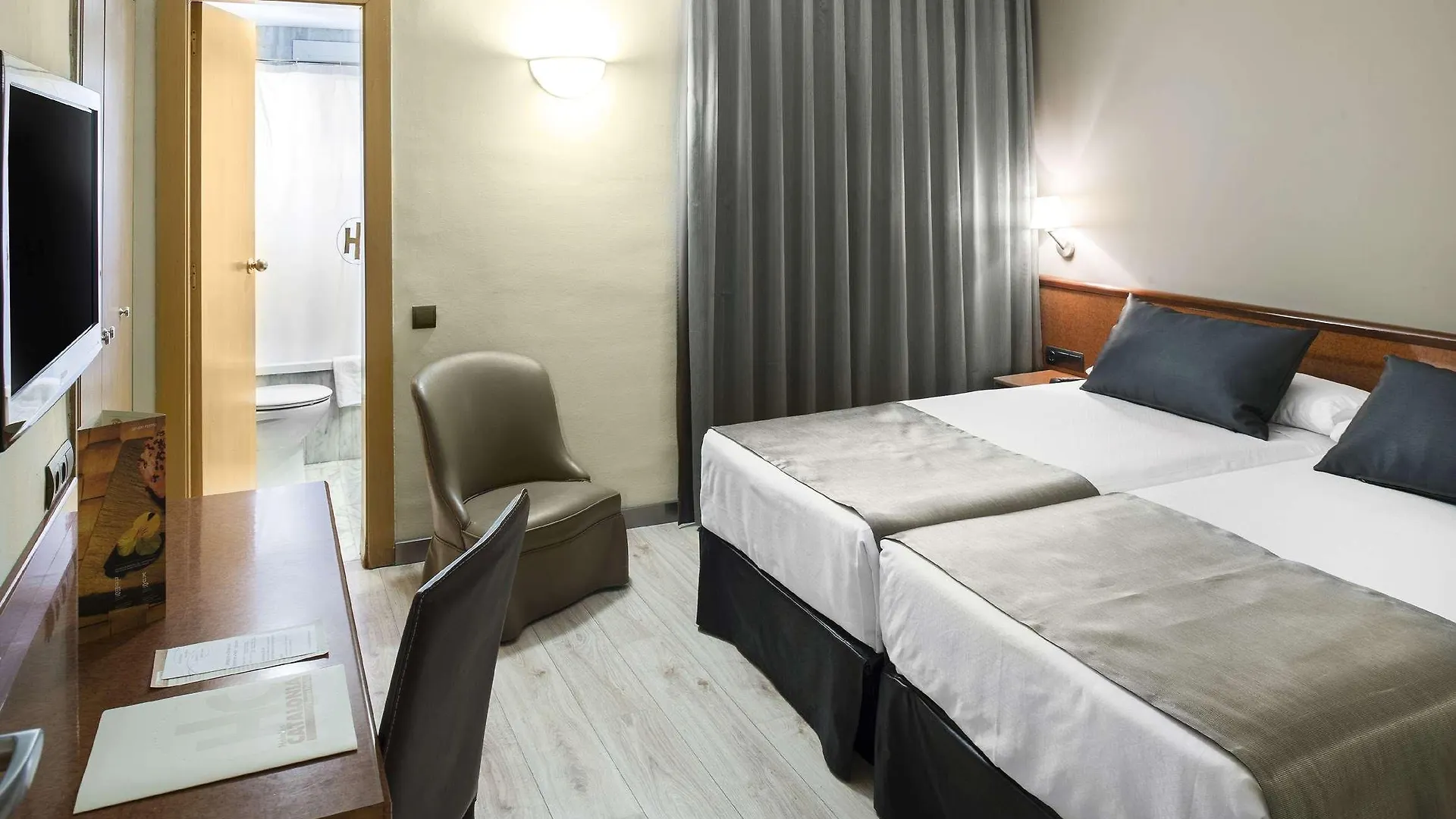 Catalonia Castellnou Hotel Barcelona