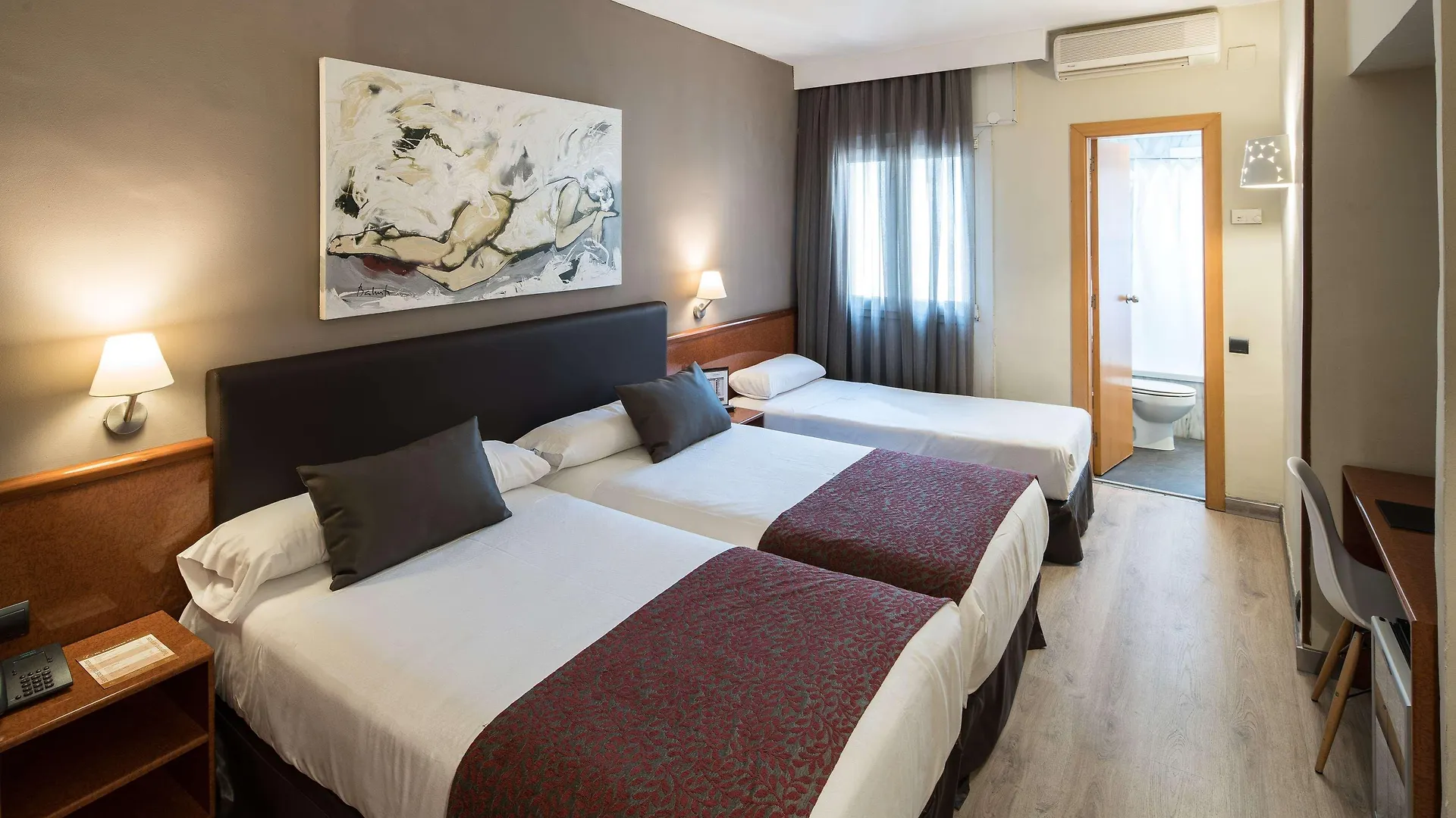 Catalonia Castellnou Hotel Barcelona
