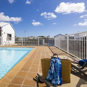 Villa & Tao Mazo