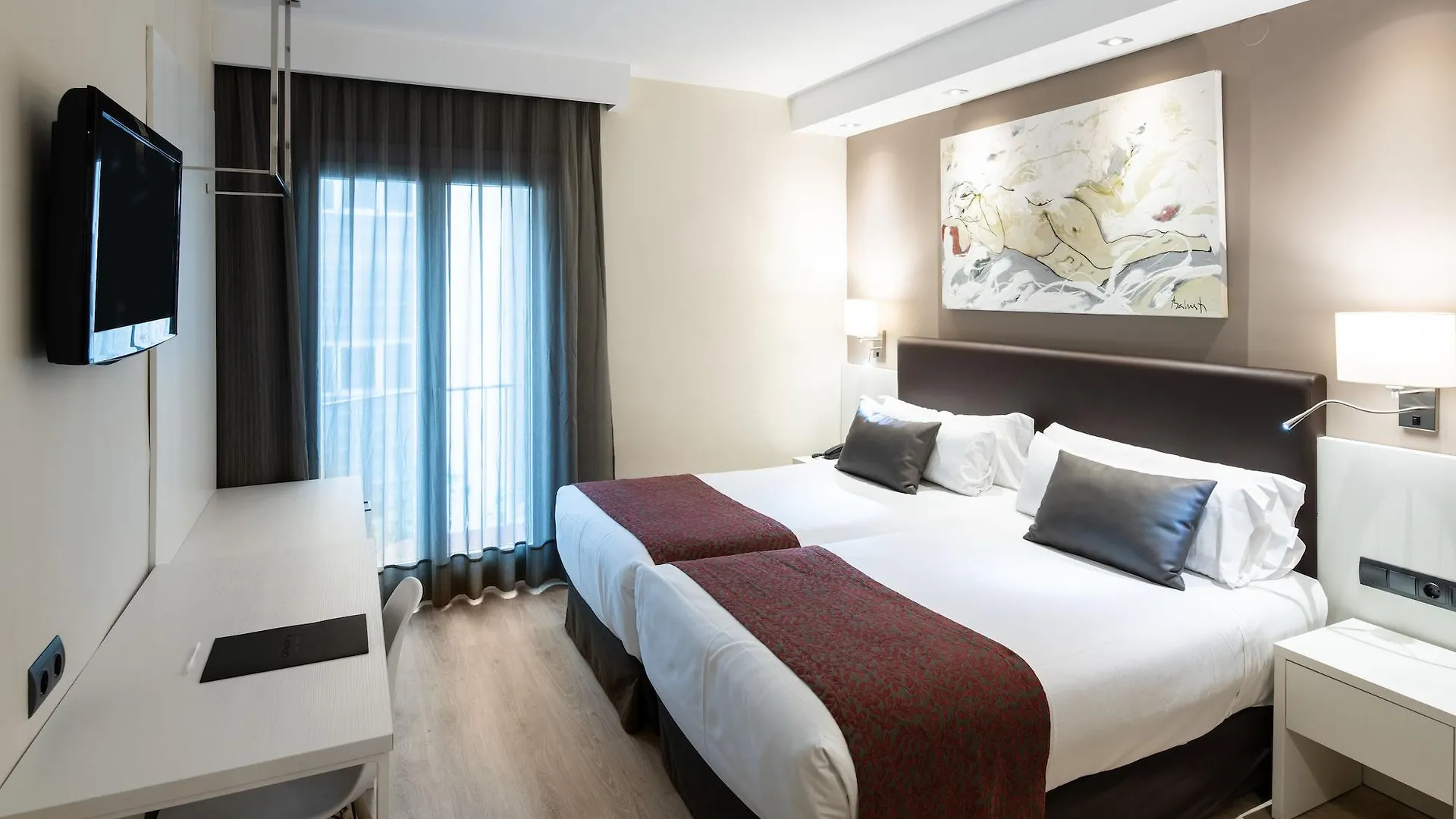 Catalonia Castellnou Hotel Barcelona