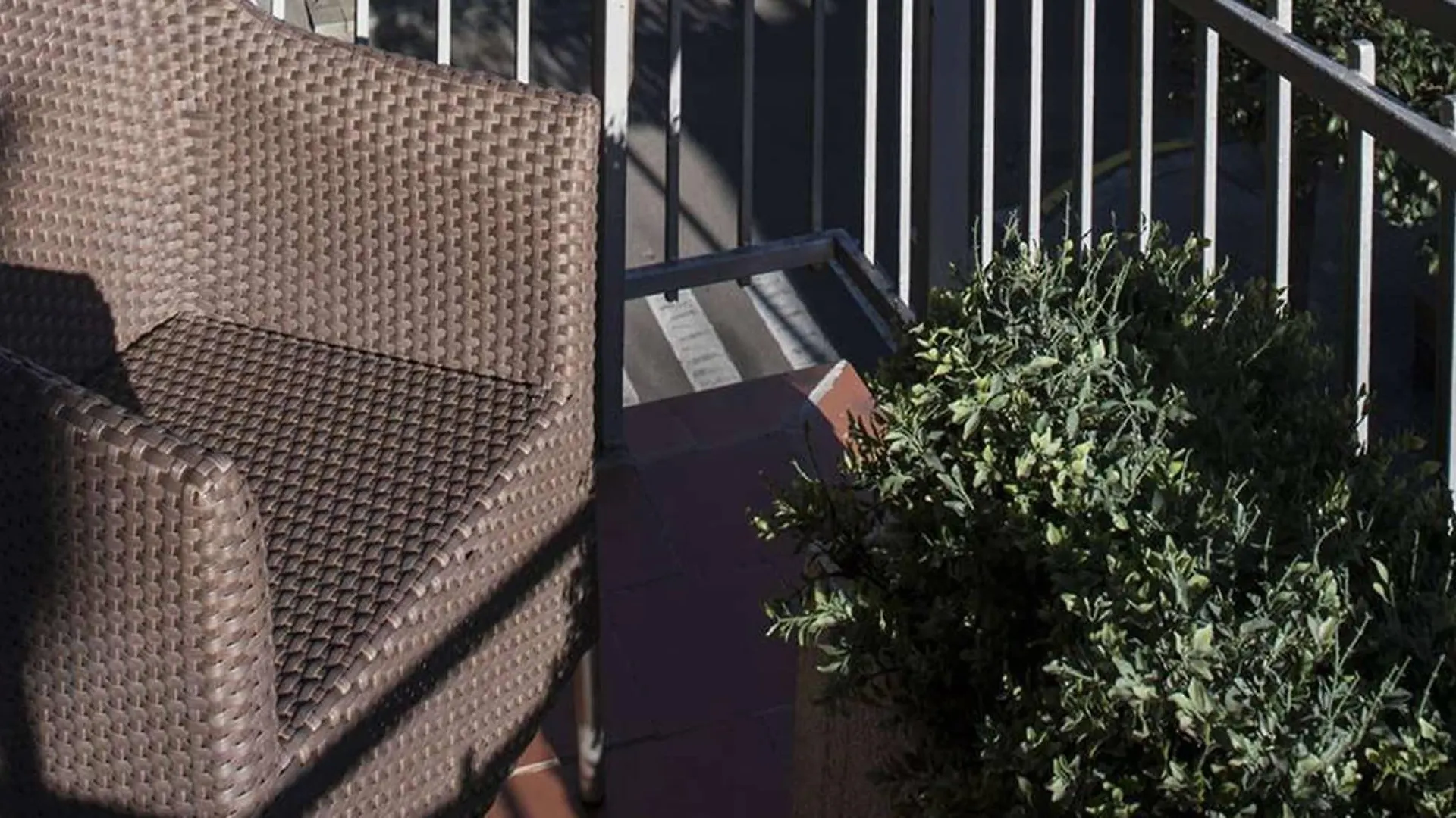 Catalonia Castellnou Hotel Barcelona 3*,