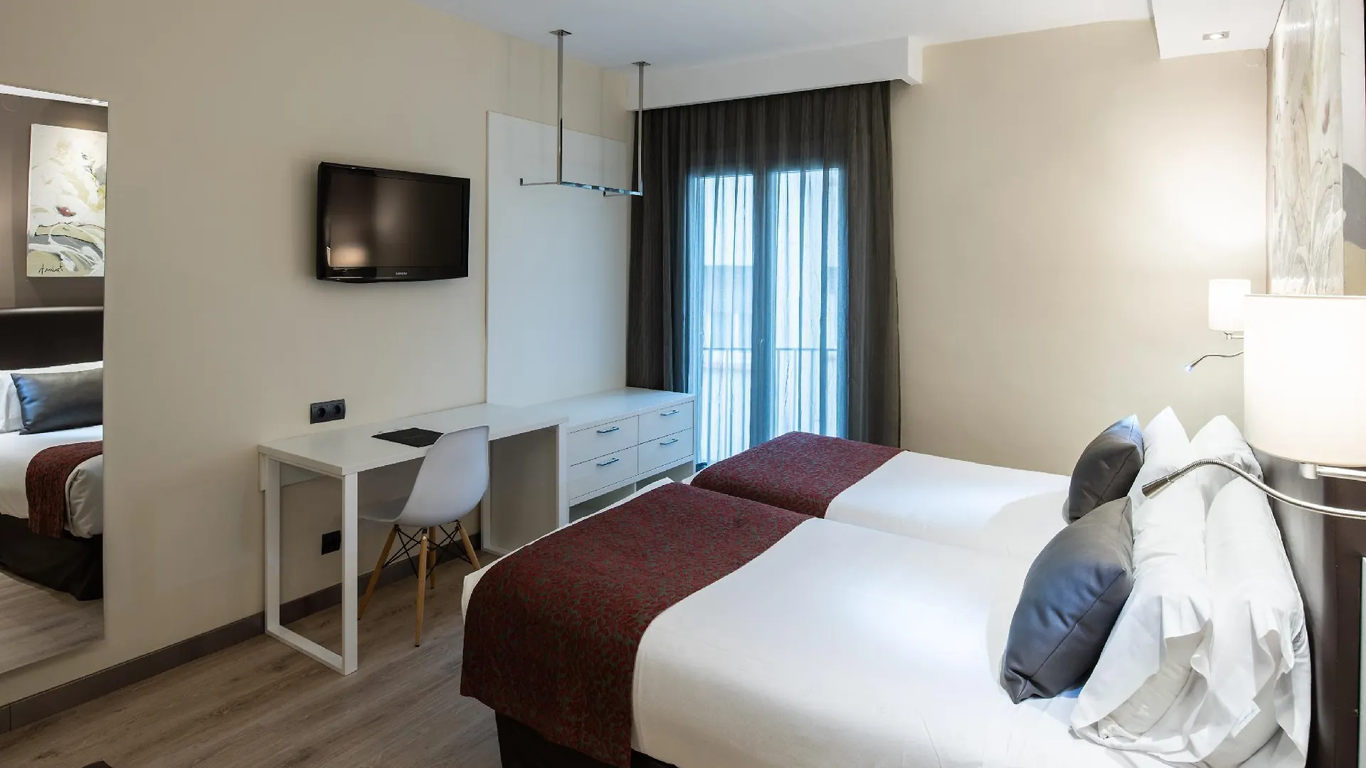 Catalonia Castellnou Hotel Barcelona 3*,  Spanyolország